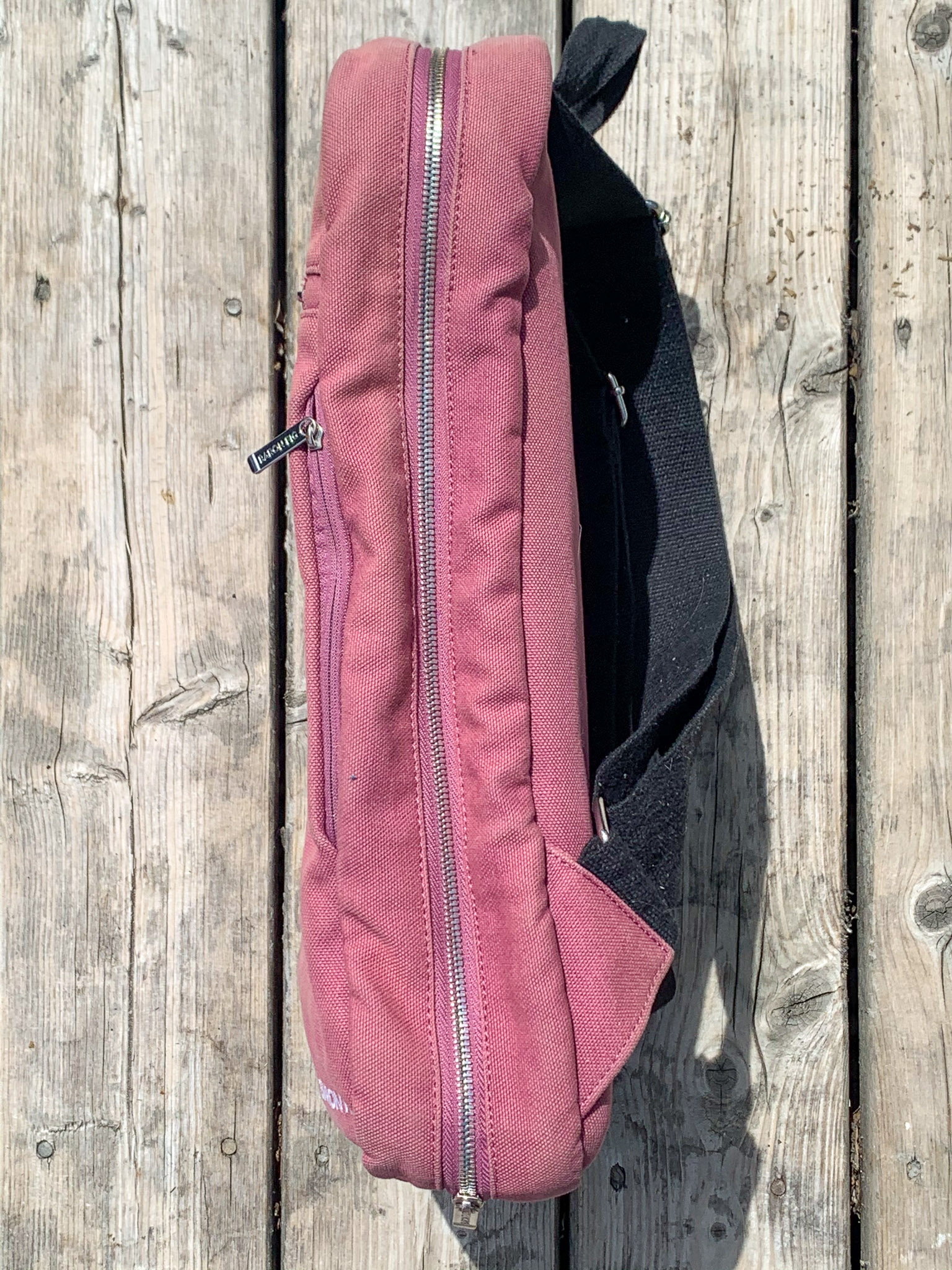 Baron Fig Bag Side View